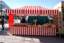 Georg�s Standl am Wochenmarkt in Gmunden